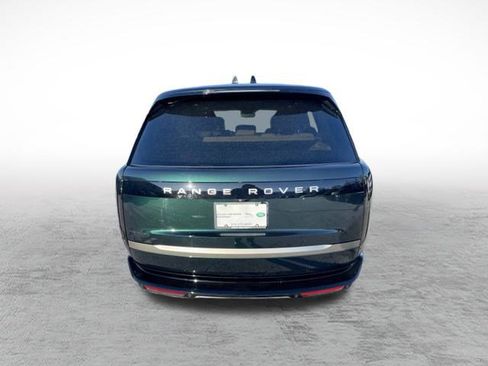 Used 2024 Land Rover Range Rover SE image 6