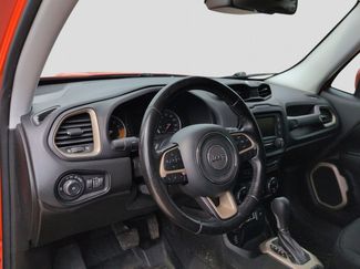 Used 2017 Jeep Renegade Latitude w/ Popular Equipment Group video 2