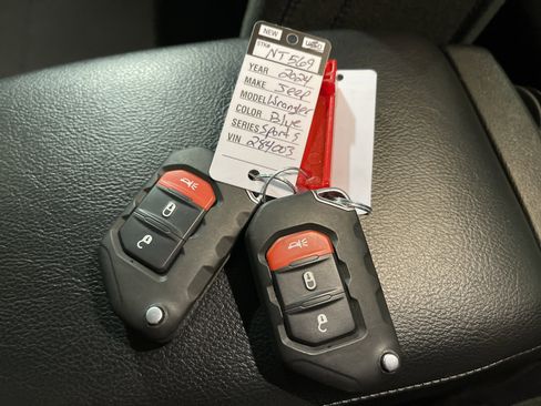 Used 2024 Jeep Wrangler Sport S image 25