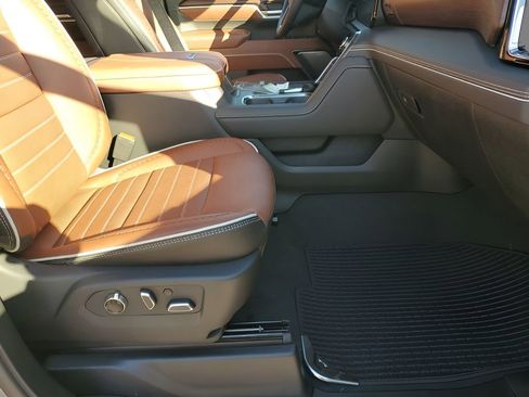 New 2026 GMC Sierra 3500 Denali Ultimate image 15