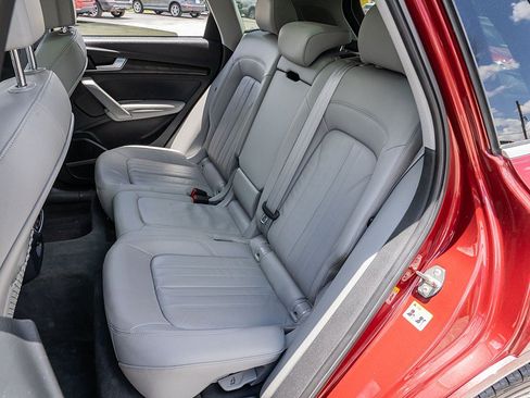 Used 2018 Audi Q5 Prestige w/ Prestige Package AWD/4WD image 17