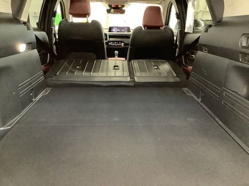 Certified 2025 MAZDA CX-50 2.5 Hybrid w/ Weather Package AWD/4WD image 18