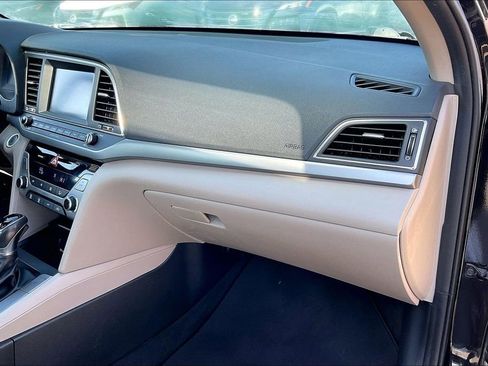 Used 2018 Hyundai Elantra Value Edition image 21