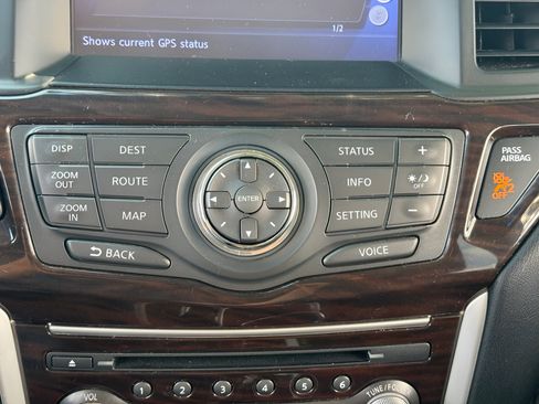 Used 2014 Nissan Pathfinder SL w/ SL Tech Package AWD/4WD image 25