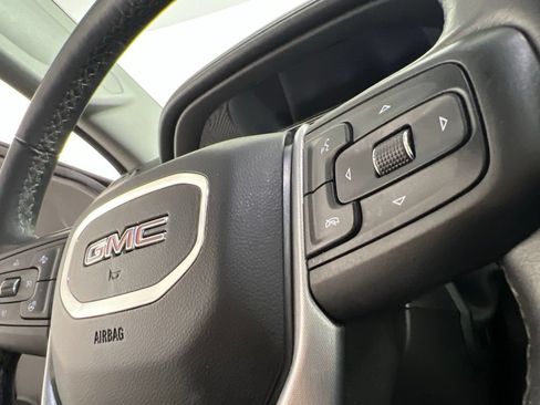 Used 2022 GMC Sierra 1500 SLT w/ SLT Premium Plus Package AWD/4WD image 34