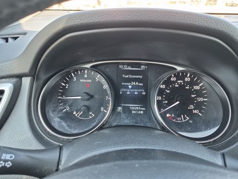 Used 2015 Nissan Rogue SL AWD/4WD image 11