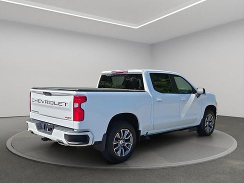 Used 2022 Chevrolet Silverado 1500 RST w/ Z71 Off-Road Package AWD/4WD image 6