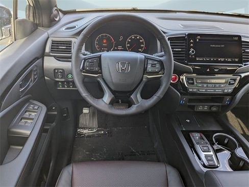New 2026 Honda Ridgeline Black Edition image 15