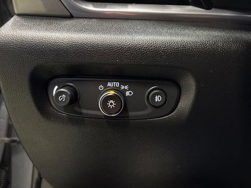 Used 2020 Chevrolet Traverse LT AWD/4WD image 26