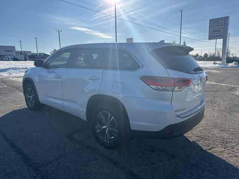 Used 2018 Toyota Highlander Plus image 4