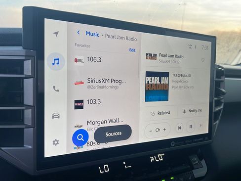 Used 2024 Toyota Tundra Limited w/ TRD Off-Road Package image 23