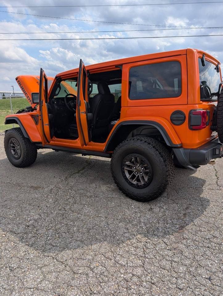 Used 2025 Jeep Wrangler Unlimited Rubicon 392 AWD/4WD image 4