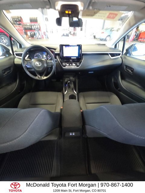 Used 2025 Toyota Corolla LE FWD image 14
