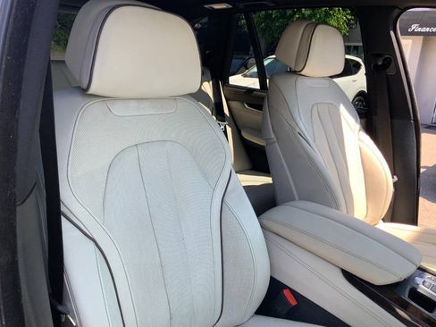Used 2017 BMW X5 xDrive40e AWD/4WD image 25
