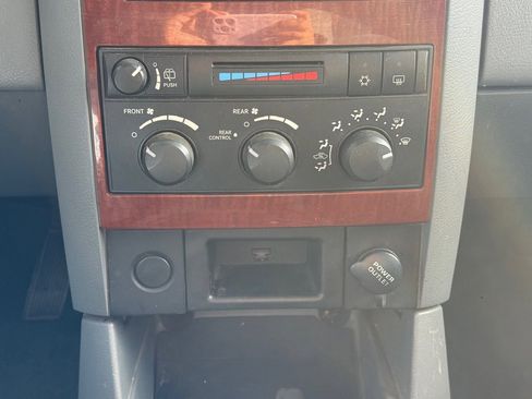 Used 2004 Dodge Durango SLT w/ Trailer Tow Group image 20