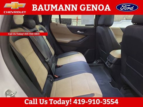 Used 2025 Chevrolet Equinox ACTIV w/ Safety and Technology Package image 17