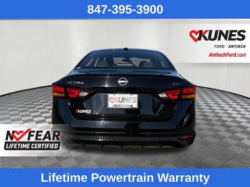 Used 2024 Nissan Altima 2.5 SV image 4