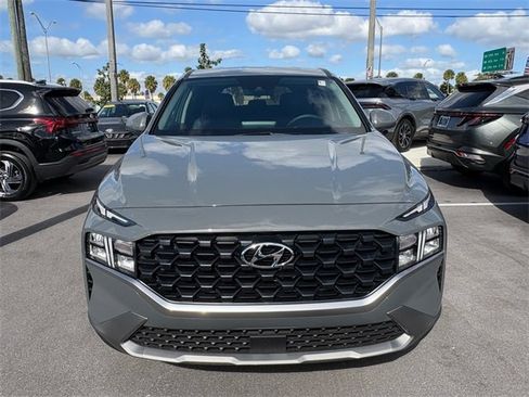 Used 2023 Hyundai Santa Fe SE image 7