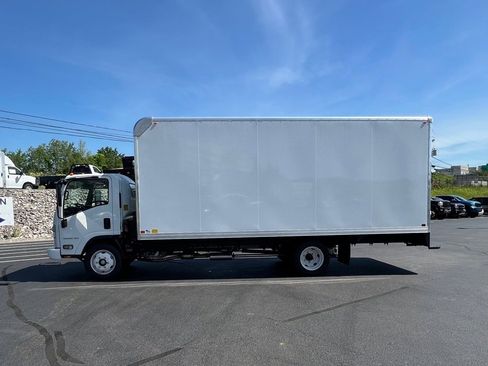 New 2024 Chevrolet Low Cab Forward 5500XG RWD image 4