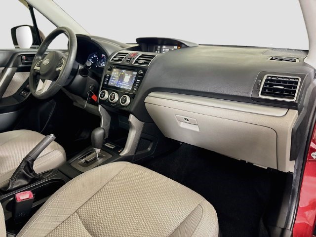 Used 2018 Subaru Forester 2.5i Premium AWD/4WD image 28
