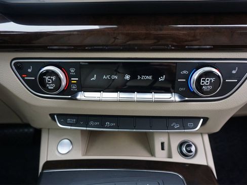 Used 2019 Audi Q5 2.0T Premium image 12