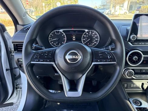 Certified 2024 Nissan Sentra SV image 28