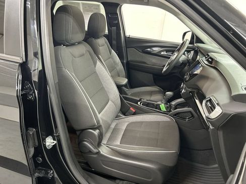 Used 2021 Chevrolet TrailBlazer LT w/ Sun and Liftgate Package AWD/4WD image 23