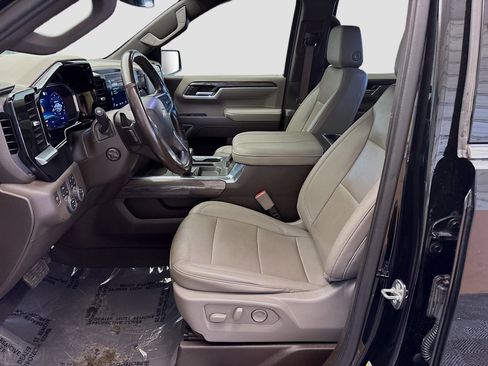 Used 2023 Chevrolet Silverado 1500 LTZ image 12