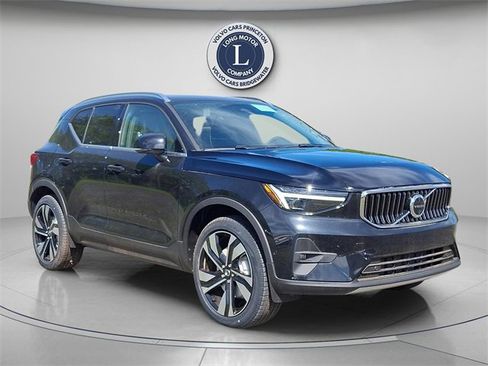 New 2025 Volvo XC40 B5 Ultra w/ Climate Package image 1
