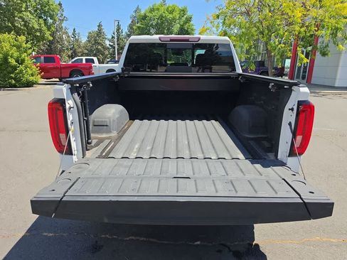 Used 2019 GMC Sierra 1500 AT4 w/ AT4 Premium Package AWD/4WD image 23