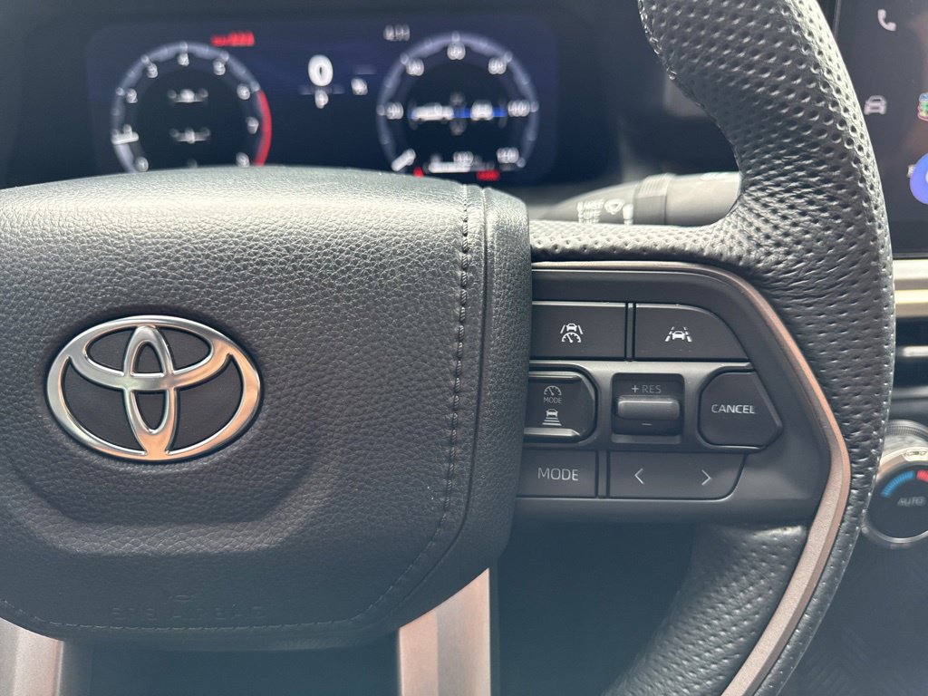 Used 2024 Toyota Tacoma TRD Off-Road AWD/4WD image 29