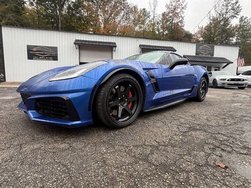 Used 2019 Chevrolet Corvette Grand Sport w/ Carbon Flash Badge Package image 2