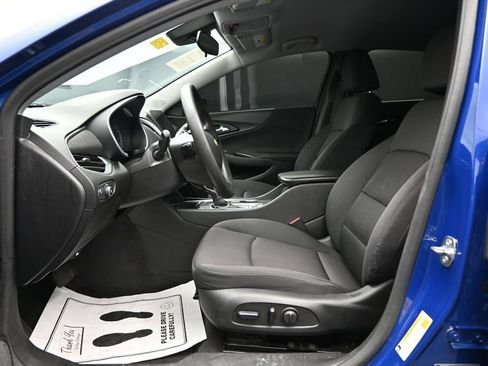 Used 2023 Chevrolet Malibu LT FWD image 9