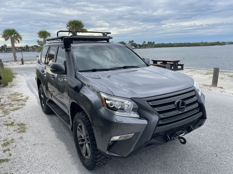 Used 2017 Lexus GX 460 Premium w/ Premium Package AWD/4WD image 40