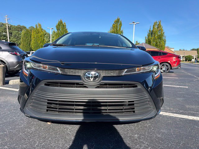 Used 2024 Toyota Corolla LE FWD image 3
