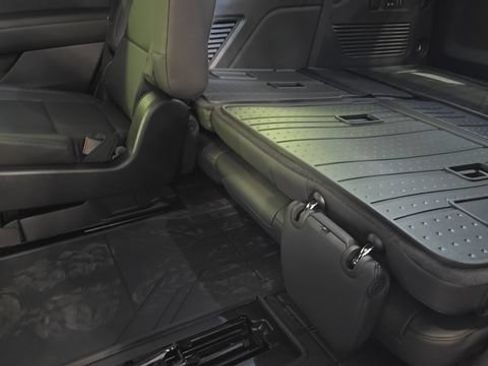 New 2026 Chevrolet Tahoe LT w/ Comfort Package AWD/4WD image 24