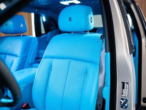 Used 2025 Rolls-Royce Phantom Sedan image 34