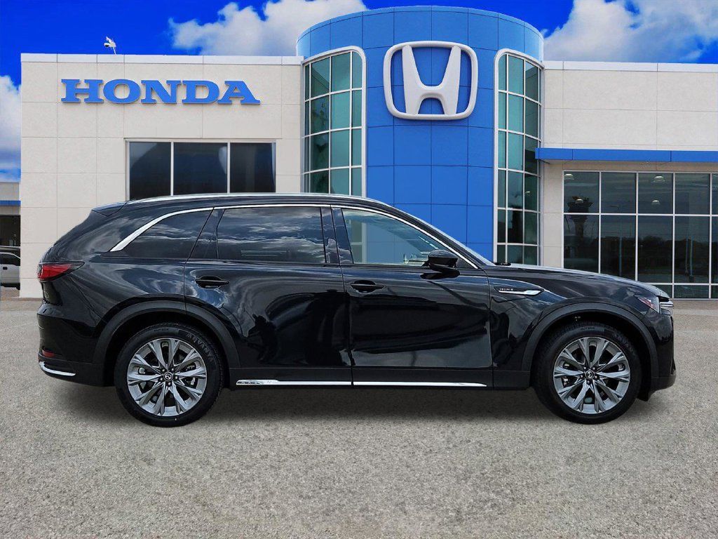 Used 2025 MAZDA CX-90 3.3 Turbo w/ Premium Plus Pkg AWD/4WD image 2