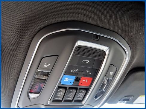New 2026 Jeep Grand Cherokee Limited AWD/4WD image 18