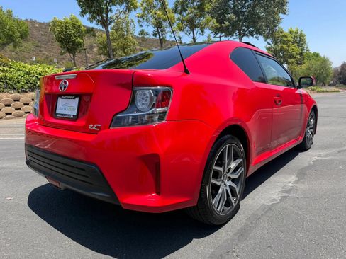 Used 2016 Scion tC FWD image 5