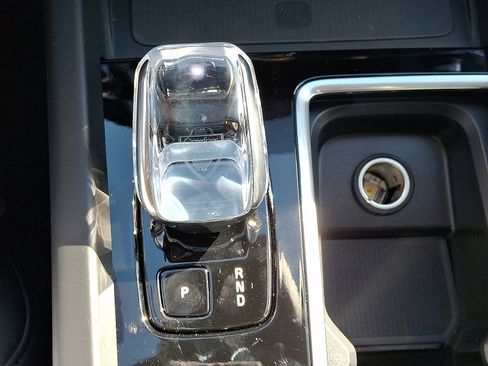 New 2026 Volvo XC60 B5 Plus w/ Protection Package Premier image 10