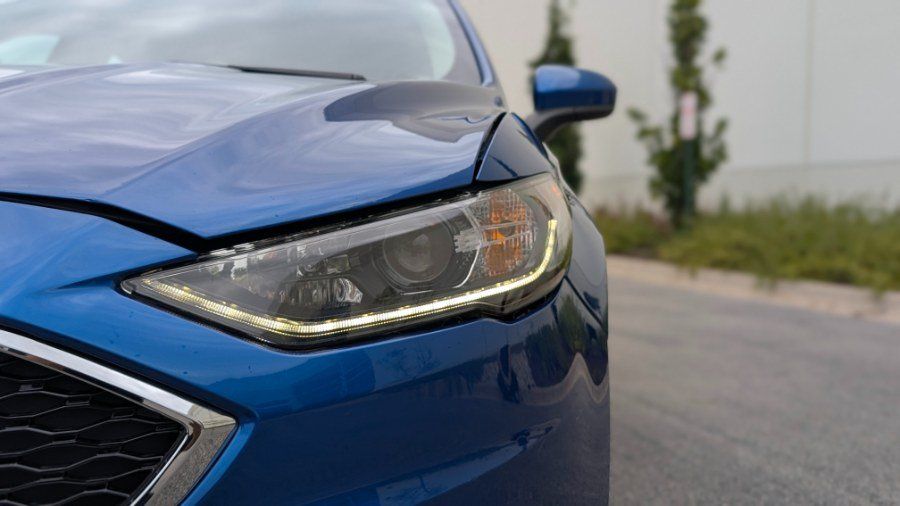 Used 2018 Ford Fusion SE w/ Equipment Group 201A FWD image 13