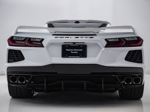Used 2021 Chevrolet Corvette Stingray Premium Cpe w/ Z51 Performance Package RWD image 10