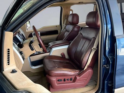 Used 2014 Ford F150 King Ranch w/ King Ranch Luxury Package AWD/4WD image 19