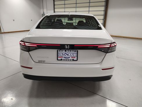 New 2026 Honda Accord LX image 12