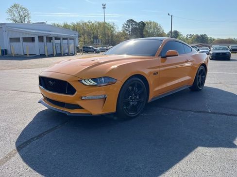 Used 2018 Ford Mustang GT w/ Black Accent Pkg image 33