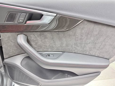 Used 2018 Audi S4 Prestige w/ Prestige Package image 18