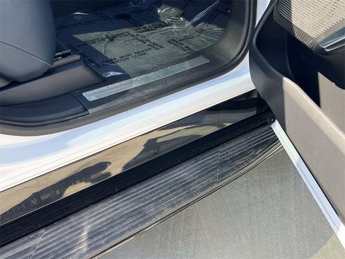 New 2025 Cadillac Escalade IQ Luxury 2 image 35