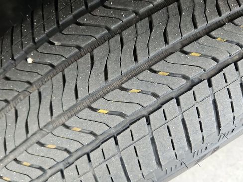 Used 2024 Chevrolet Traverse LT image 34