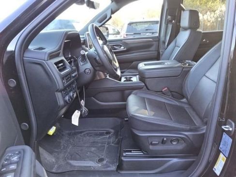 Used 2024 Chevrolet Tahoe High Country w/ Premium Package image 6